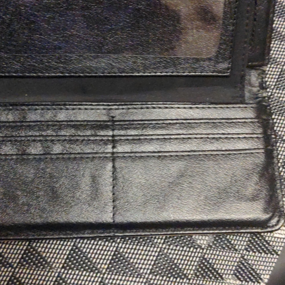 Wallet - Picture 3 of 4
